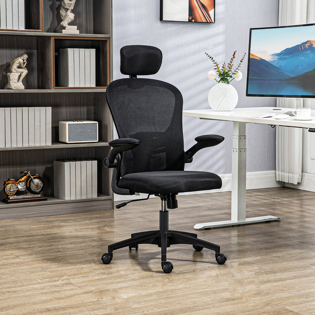 Vinsetto Multi-Adjustable Office Chair, with Lumbar Support, Headrest and Mesh Back - Black