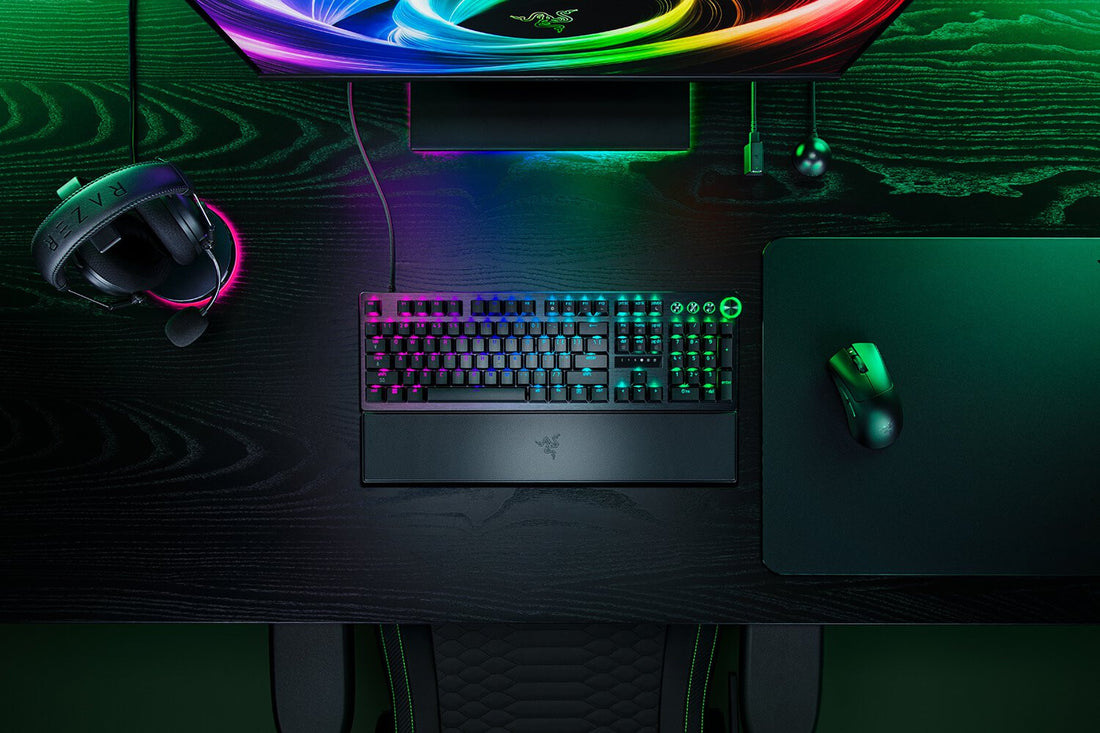 Razer Huntsman V3 Pro keyboard Gaming USB QWERTY UK International Black - image 2