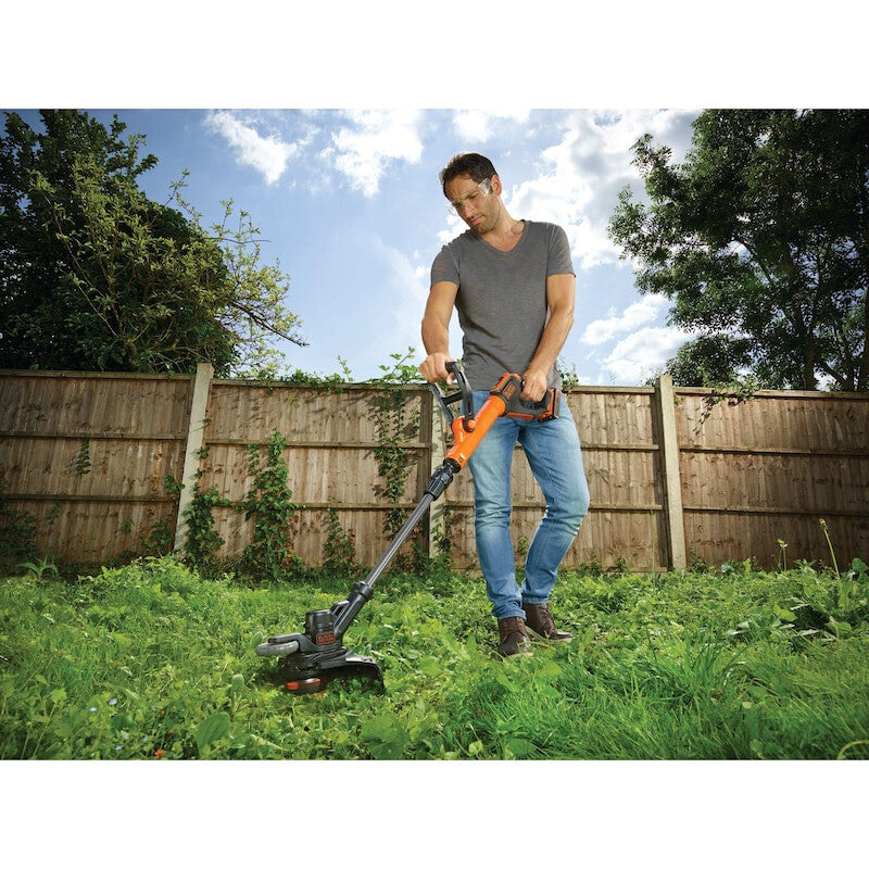 Black & Decker STC1820PCB-XJ brush cutter/string trimmer 28 cm Battery Black, Orange