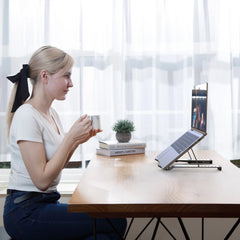 j5create JTS223-N Laptop Stand with USB™ 4-Port Hub