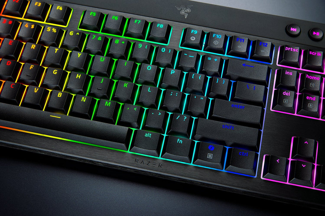 Razer BlackWidow V4 keyboard Gaming USB + RF Wireless + Bluetooth QWERTY US International Black - image 5