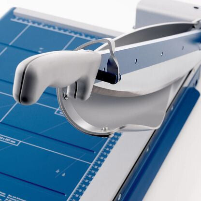 Dahle 867 paper cutter 3.5 mm 35 sheets - image 3