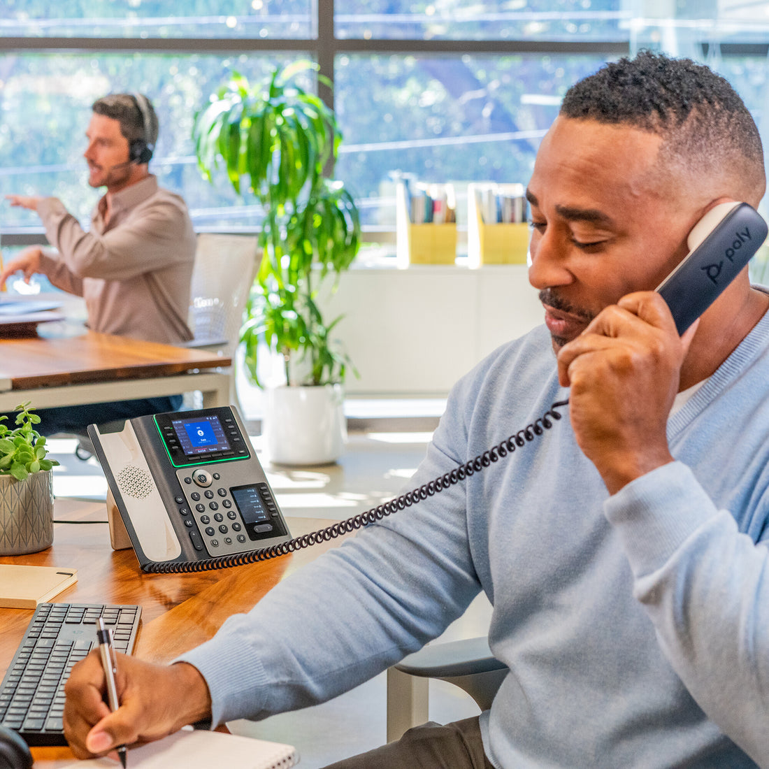 HP Poly Edge E450 IP Phone and PoE-enabled