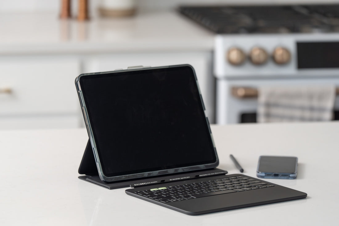 ZAGG Pro Keys 2 Apple iPad Air 13" (M4/M3/M2) Black UK - image 7