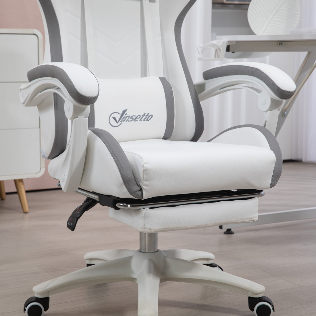 Vinsetto Computer Gaming Chair, PU Leather Desk Chair with Footrest, Swivel Task Chair with 135° Reclining Back, White & Grey