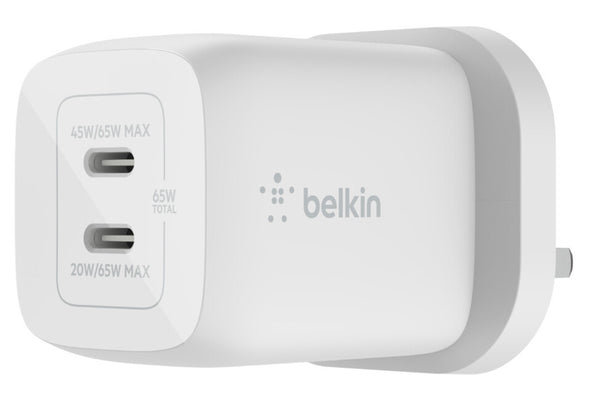 Belkin BOOST CHARGE PRO Universal White AC Fast charging Indoor