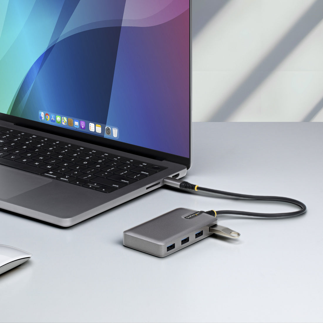 StarTech.com 4-Port USB-C Hub - 5Gbps - Bus Powered - USB C to 4x USB-A Hub w/ Optional Auxiliary Power Input - image 7
