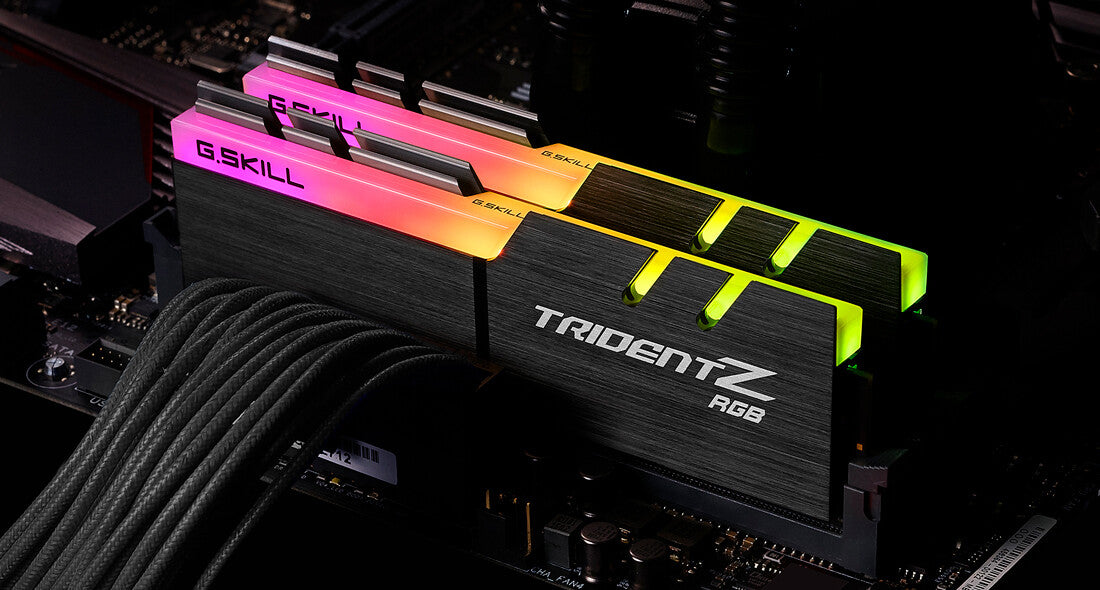 G.Skill Trident Z RGB F4-3600C18D-32GTZR memory module 32 GB 2 x 16 GB DDR4 288-pin DIMM