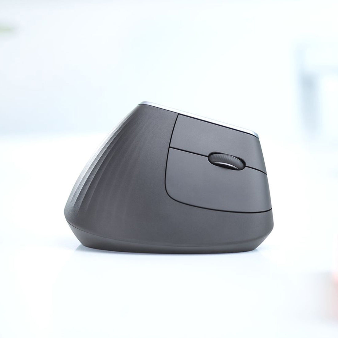 Logitech MX Vertical - image 8