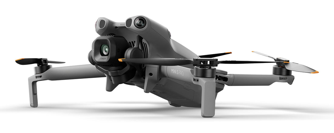 DJI MINI 5 PRO FLY MORE COMBO ( RC-N3) 4 rotors Quadcopter 50 MP 3840 x 2160 pixels 2788 mAh Black, Grey - image 5