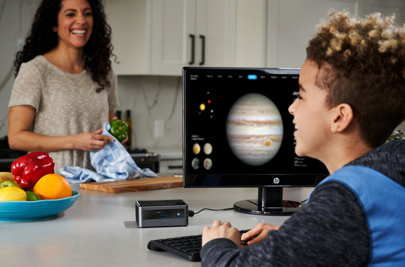 Intel NUC 10 Performance kit - NUC10i3FNHN UCFF Black i3-10110U BGA 1528 2.1 GHz