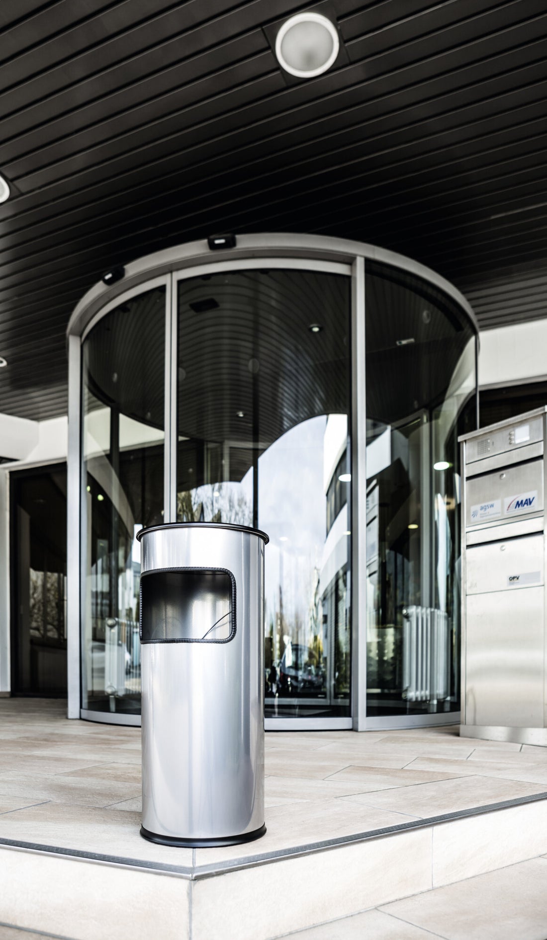 Durable 333023 trash can 17 L Round Metal Silver - image 9