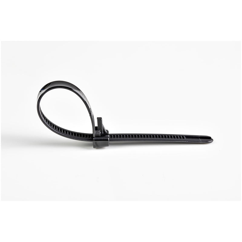 StarTech.com 5"(12cm) Reusable Cable Ties - 1/4"(7mm) wide, 1-1/8"(30mm) Bundle Dia. 50lb(22kg) Tensile Strength, Releasable Nylon Ties, Indoor/Outdoor, 94V-2/UL Listed, 100 Pack - Black