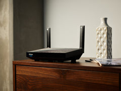 Linksys LN3121-KE wired router Gigabit Ethernet Black
