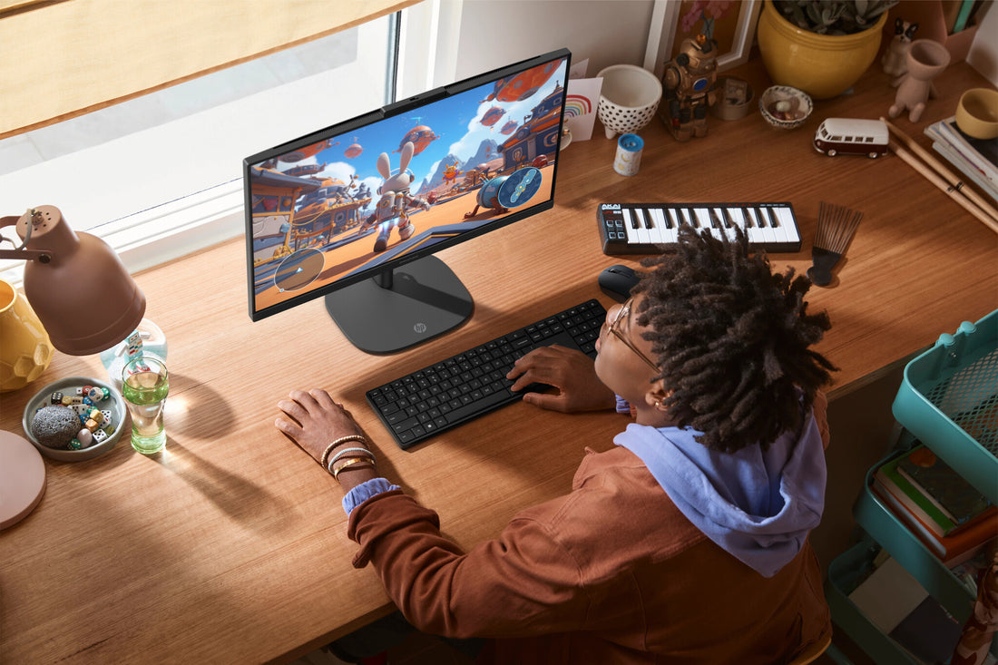 HP OmniStudio 24-cu0009na PC Intel Core 5 120U 23.8" 1920 x 1080 pixels All-in-One PC 8 GB DDR5-SDRAM 512 GB - image 4