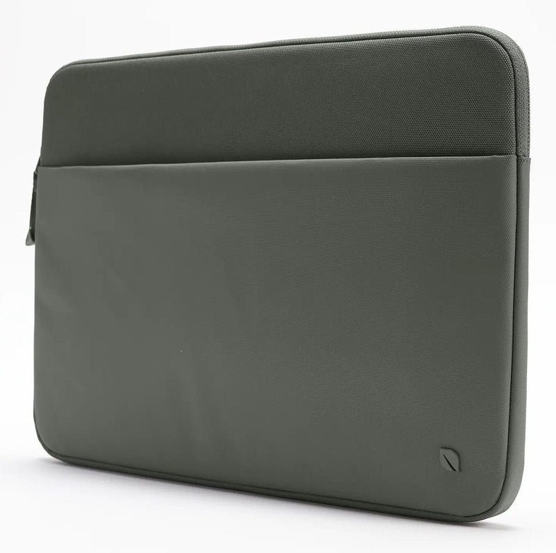 Incase A.R.C. Sleeve for With ReSpun 100% Recycled Polyester for 16-inch Laptop (M1-M4, 2021-2024)