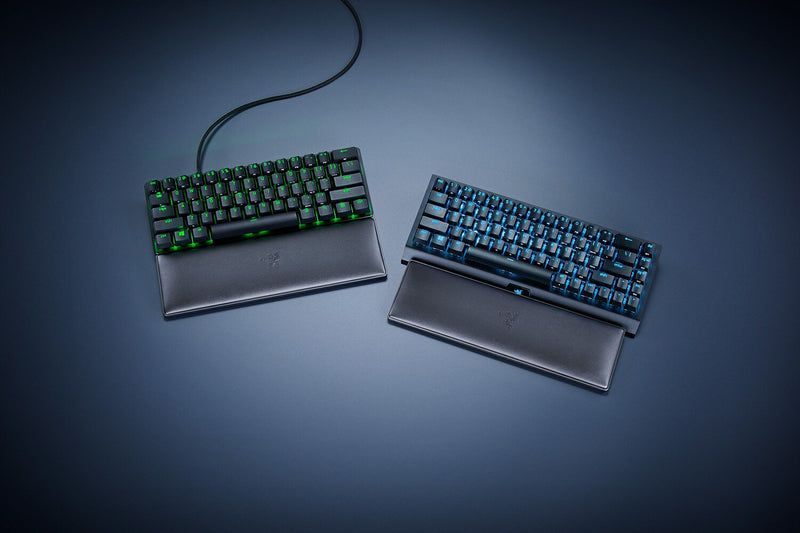 Razer RC21-01720100-R3M1 wrist rest Leather, Memory foam Black