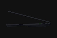 Razer Blade 18 Intel Core Ultra 9 275HX Laptop 45.7 cm (18