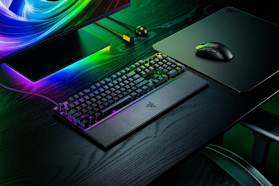 Razer Huntsman V3 Pro keyboard Gaming USB QWERTY UK International Black - image 5