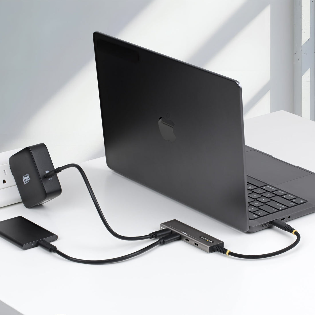 StarTech.com 4-Port USB-C Hub, 10Gbps, 100W PD Charging, 4x USB-C Ports, Overcurrent Protection, PCR Aluminum - image 3