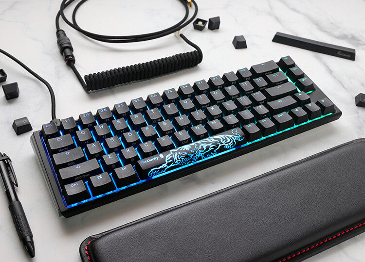 Ducky One3 Classic SF keyboard Gaming USB UK English Black - image 9