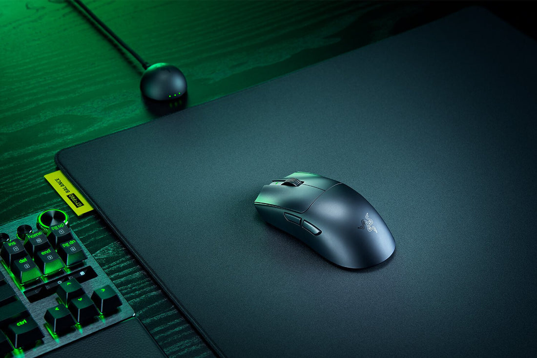Razer Viper V4 Pro mouse Gaming Right-hand RF Wireless + USB Type-C Optical 50000 DPI - image 3