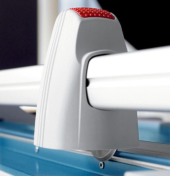 Dahle 444 PREMIUM paper cutter 67 cm 30 sheets - image 3