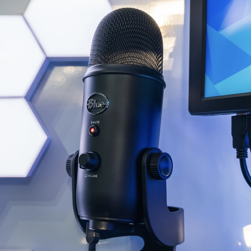 Logitech G Blue Yeti USB Mic