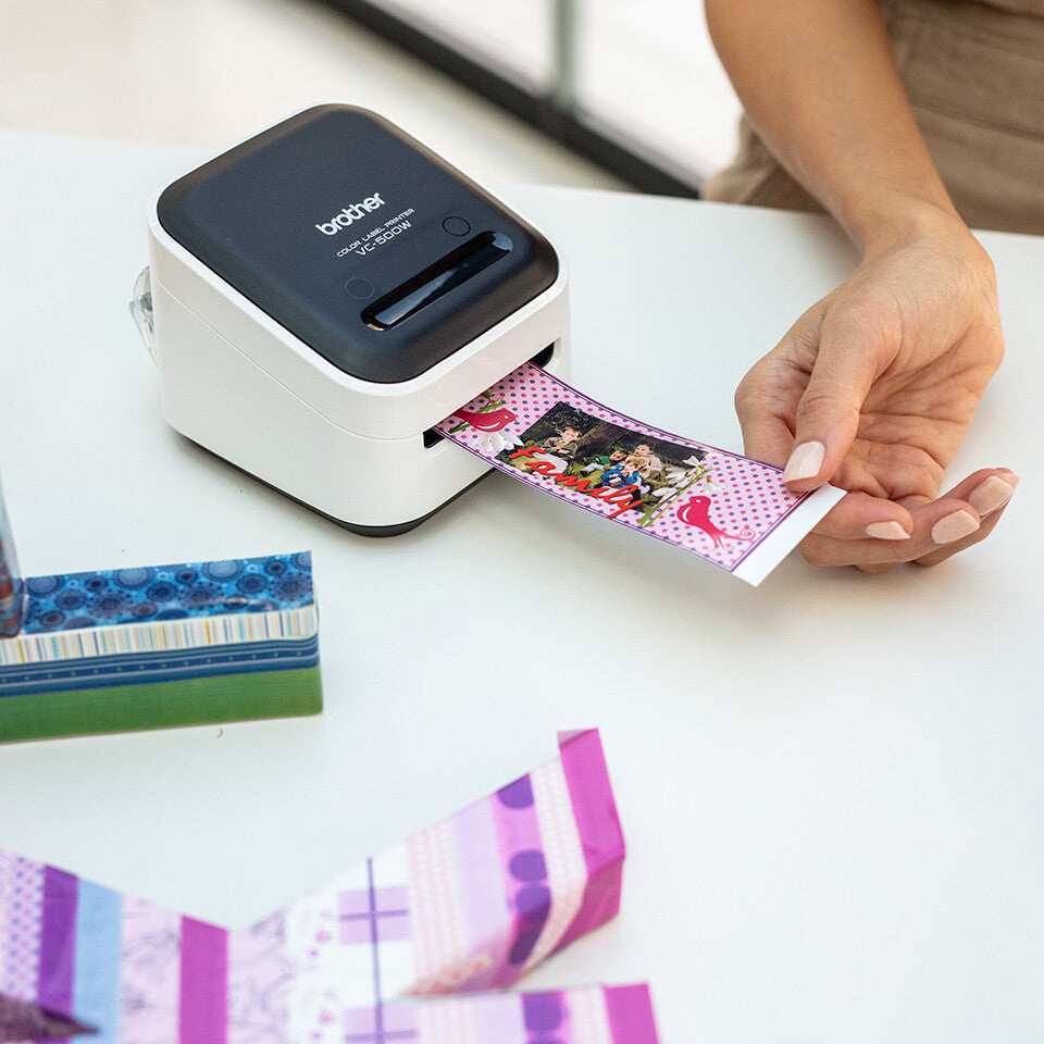 Brother VC-500W label printer ZINK (Zero-Ink) Colour 313 x 313 DPI 8 mm/sec Wired & Wireless Wi-Fi - image 4