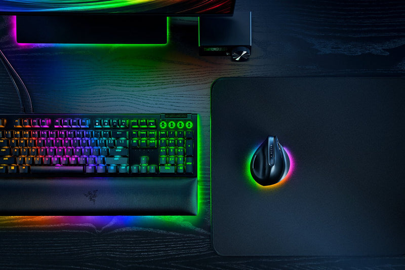Razer Pro Click V2 Vertical mouse Universal Right-hand RF Wireless + Bluetooth + USB Type-C Optical 30000 DPI