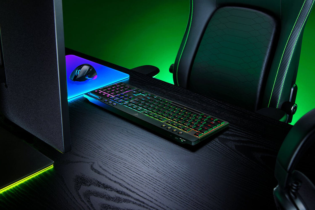 Razer BlackWidow V4 keyboard Gaming USB + RF Wireless + Bluetooth QWERTY US International Black - image 4