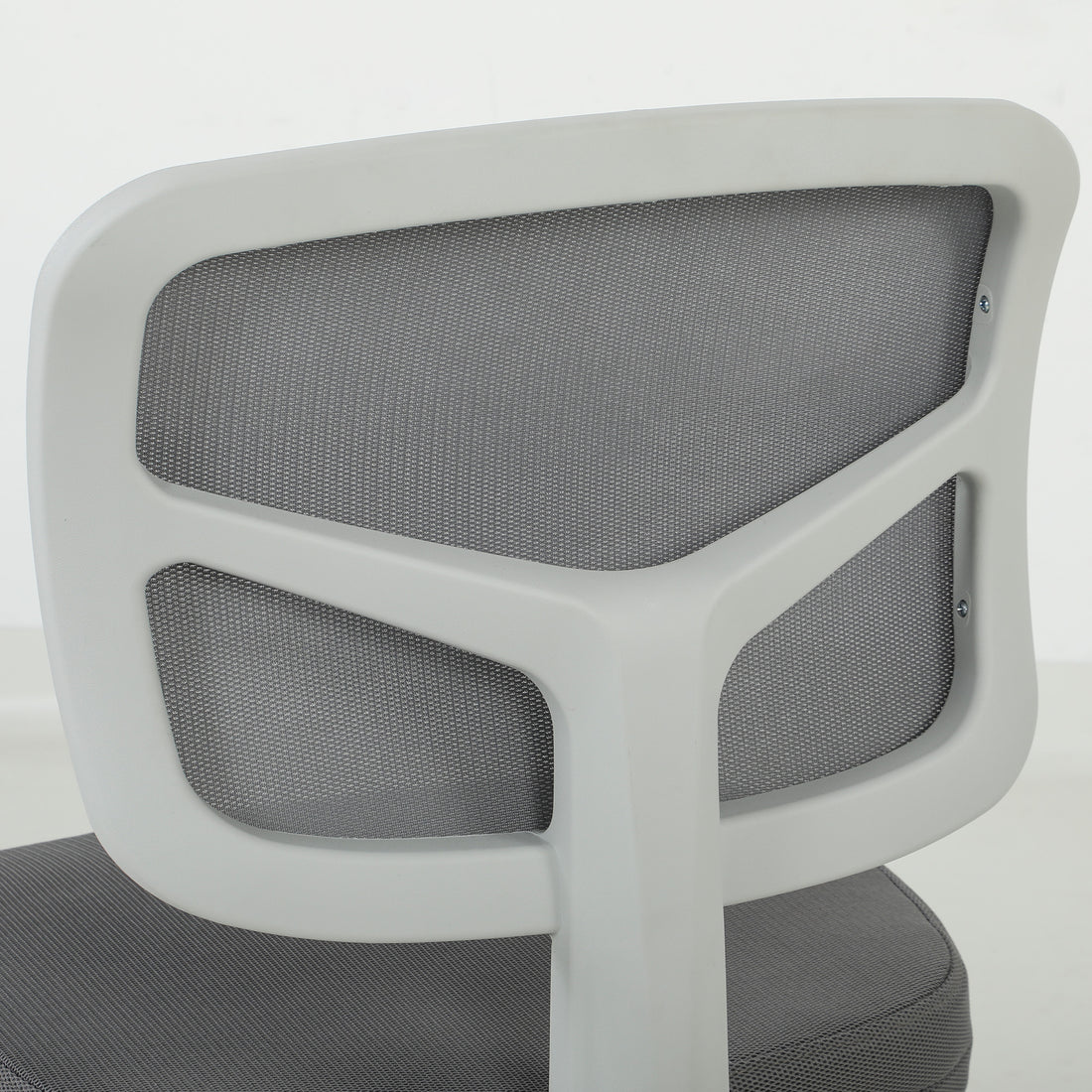 Vinsetto Small Office Chair without Arms, Ergonomic Swivel Mesh Desk Chair with Curved Back, Dark Grey