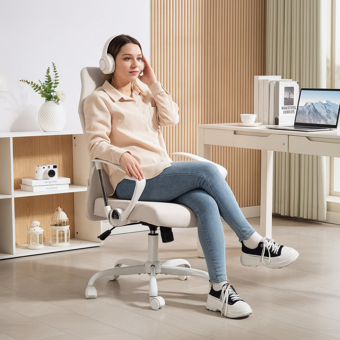 HOMCOM Fabric High Back Office Chair - Cream White